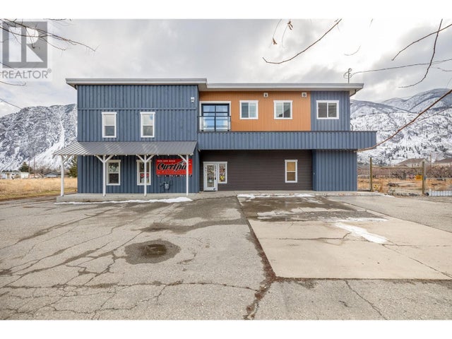 101 7th Avenue, Keremeos