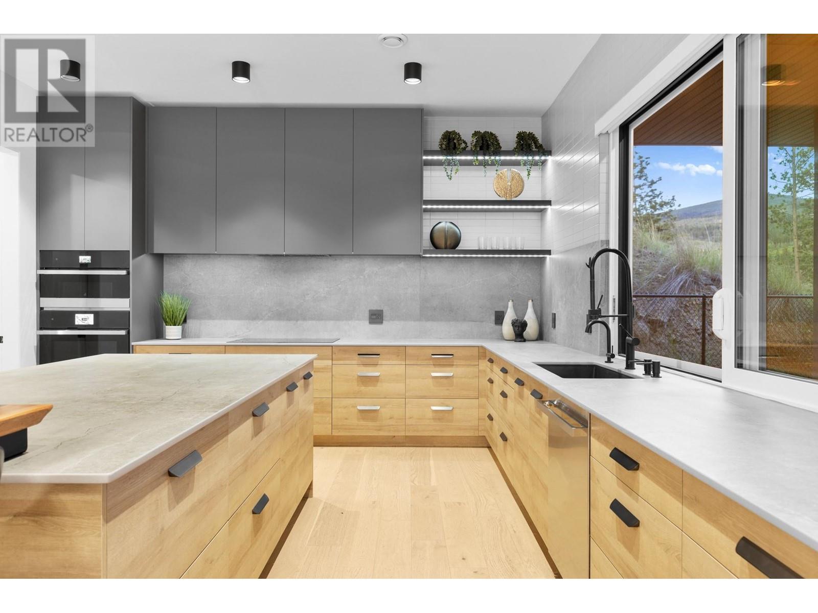 1297 Jack Smith Road. Kelowna, British Columbia