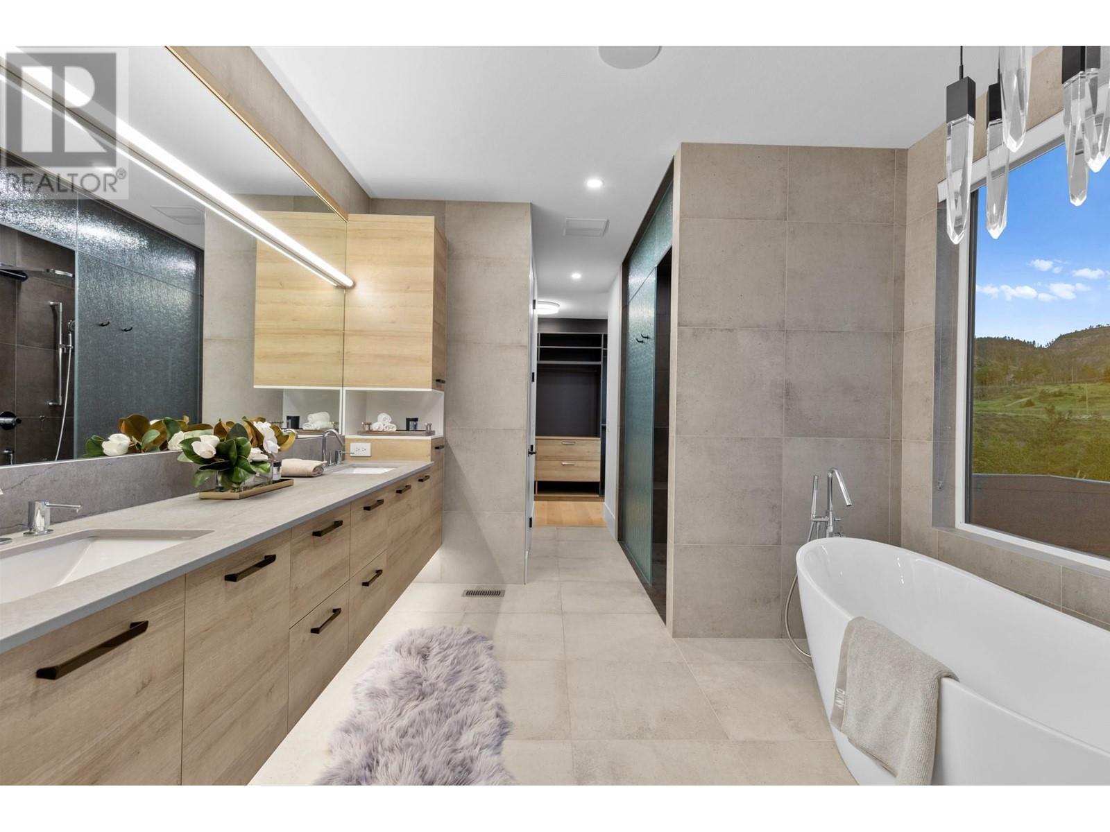 1297 Jack Smith Road. Kelowna, British Columbia