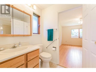 151 8 Avenue Sw Unit# 10. Salmon Arm, British Columbia