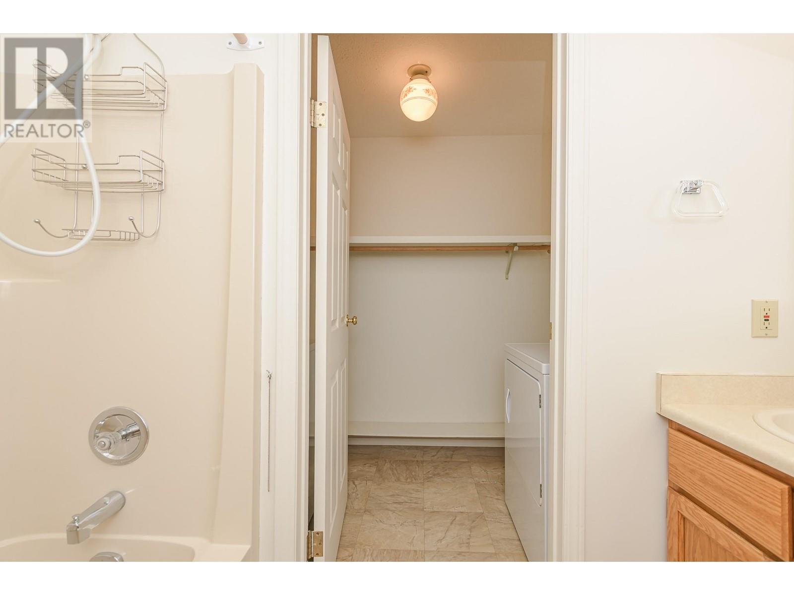 151 8 Avenue Sw Unit# 10. Salmon Arm, British Columbia