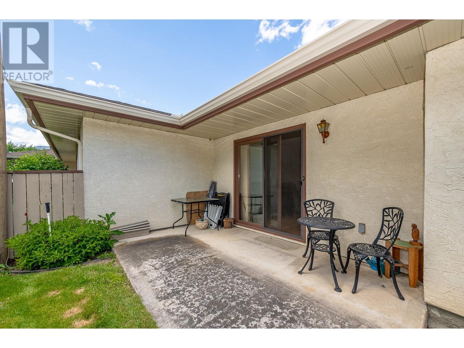 151 8 Avenue Sw Unit# 10. Salmon Arm, British Columbia