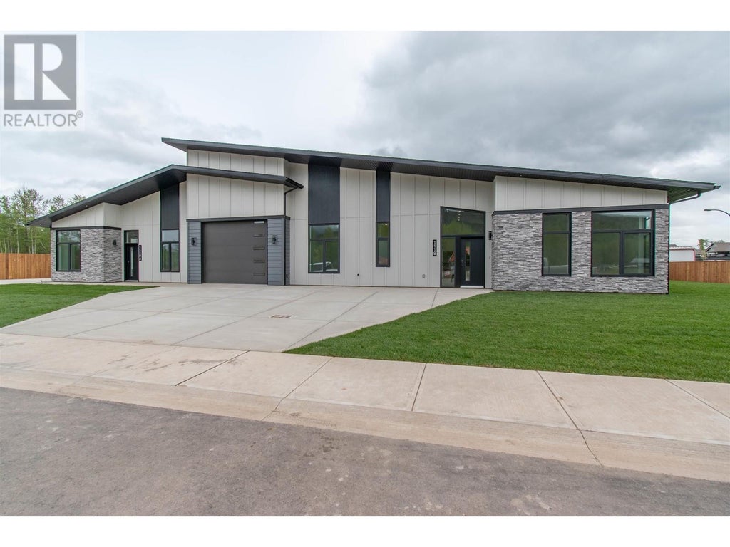 1118 Parkside Avenue, Smithers