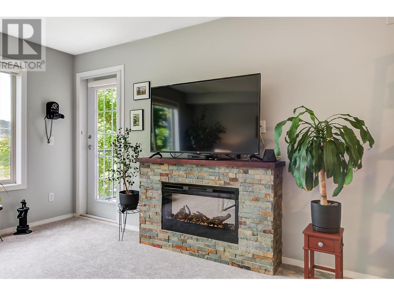 265 Froelich Road Unit# 204. Kelowna, British Columbia