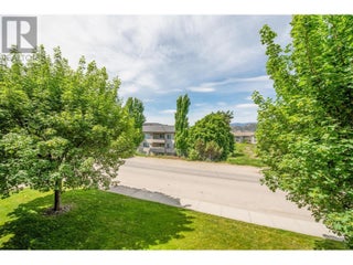 265 Froelich Road Unit# 204. Kelowna, British Columbia