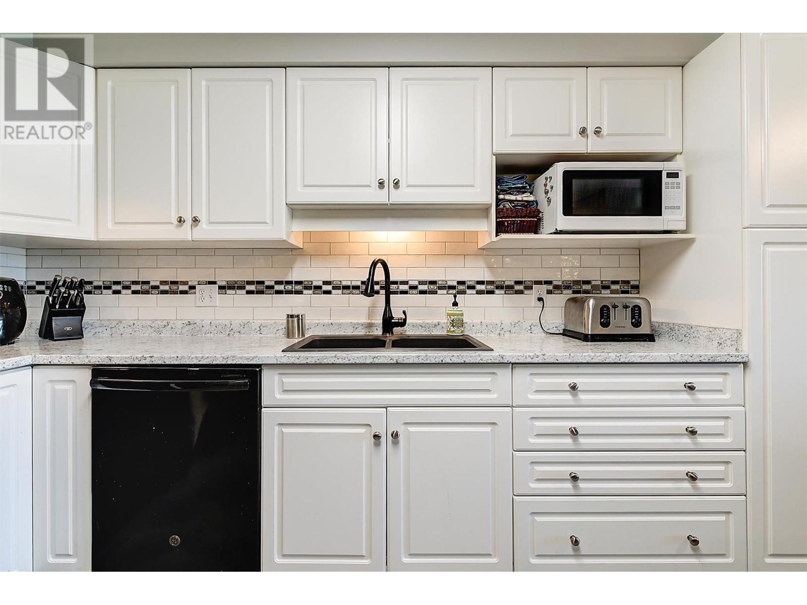 265 Froelich Road Unit# 204. Kelowna, British Columbia