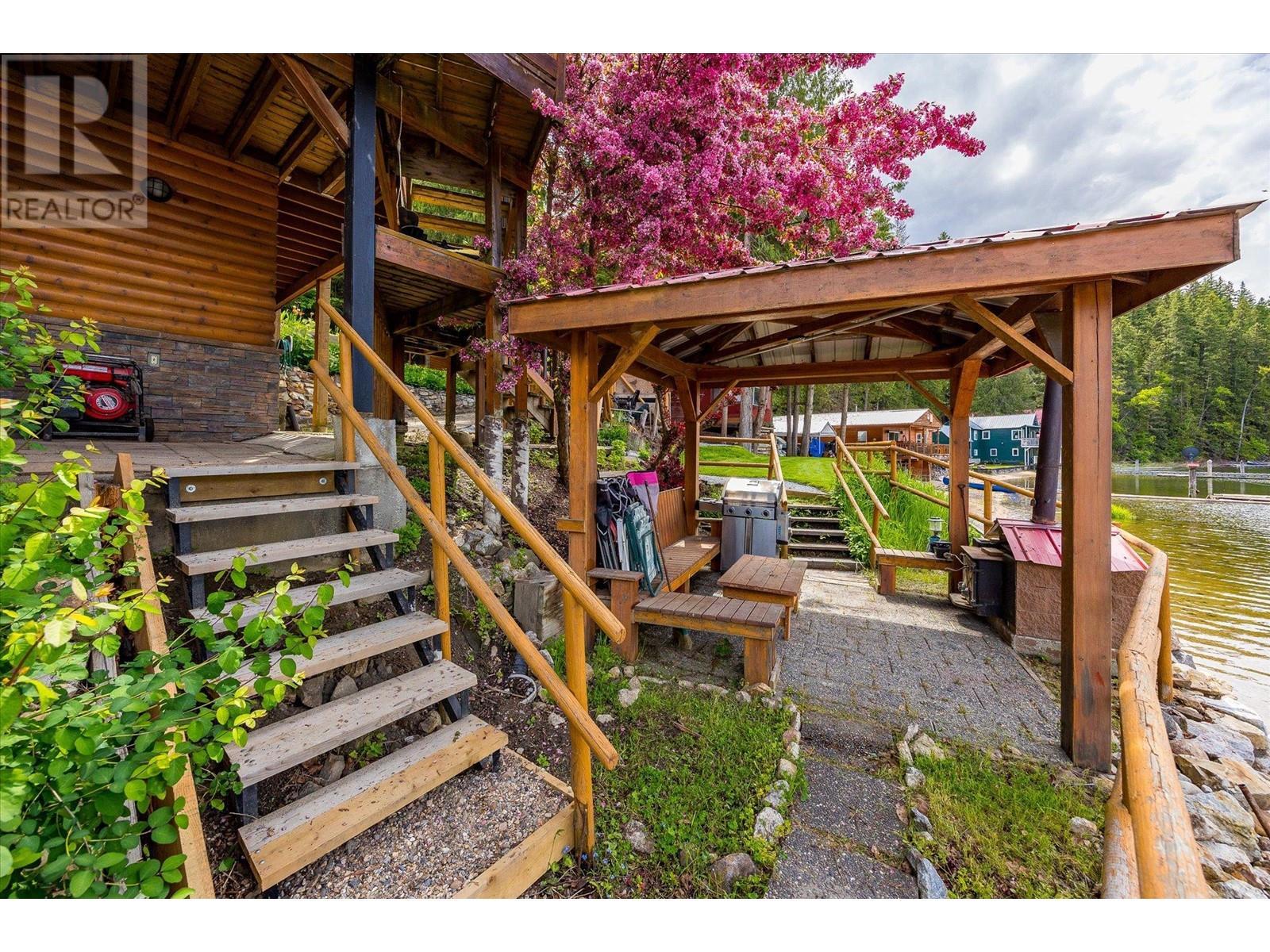 3546 Mabel Lake Road. Lumby, British Columbia