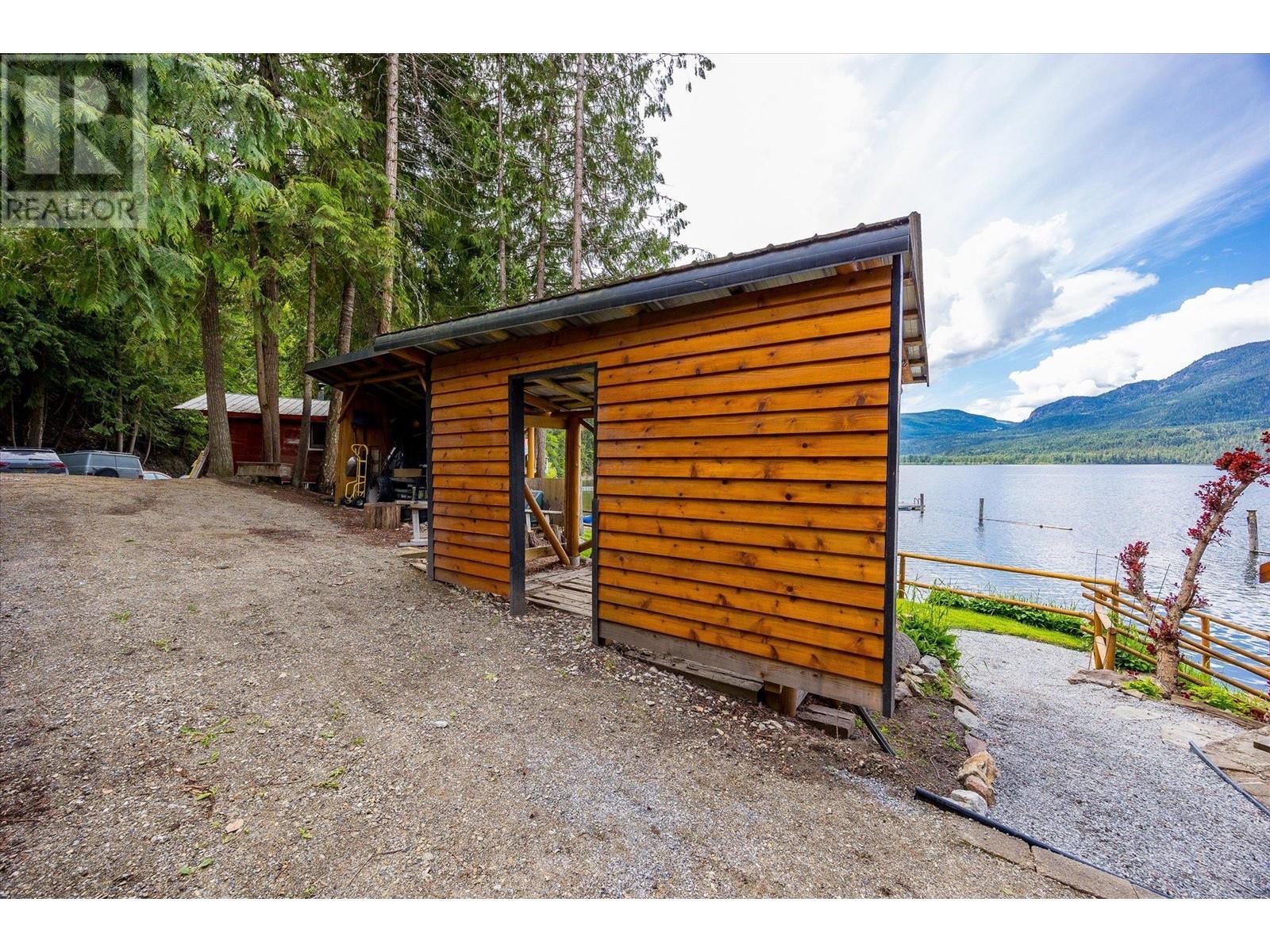 3546 Mabel Lake Road. Lumby, British Columbia
