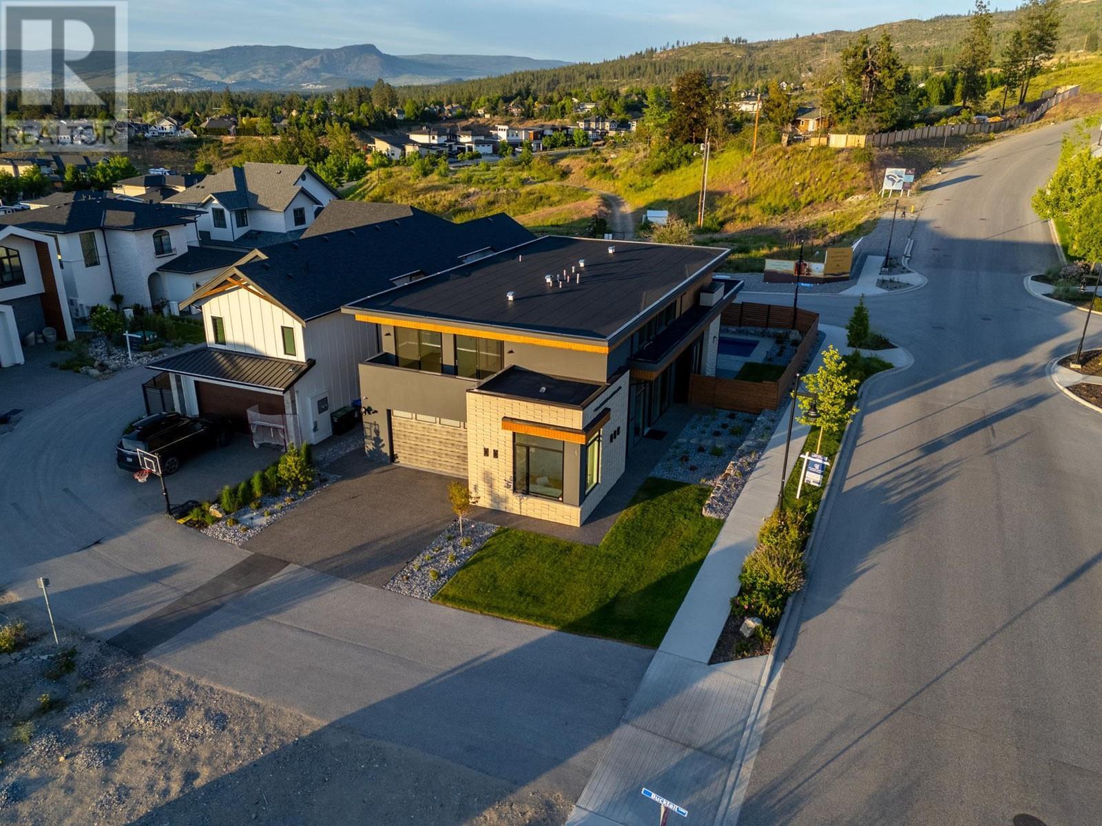 4983 Bucktail Lane. Kelowna, British Columbia