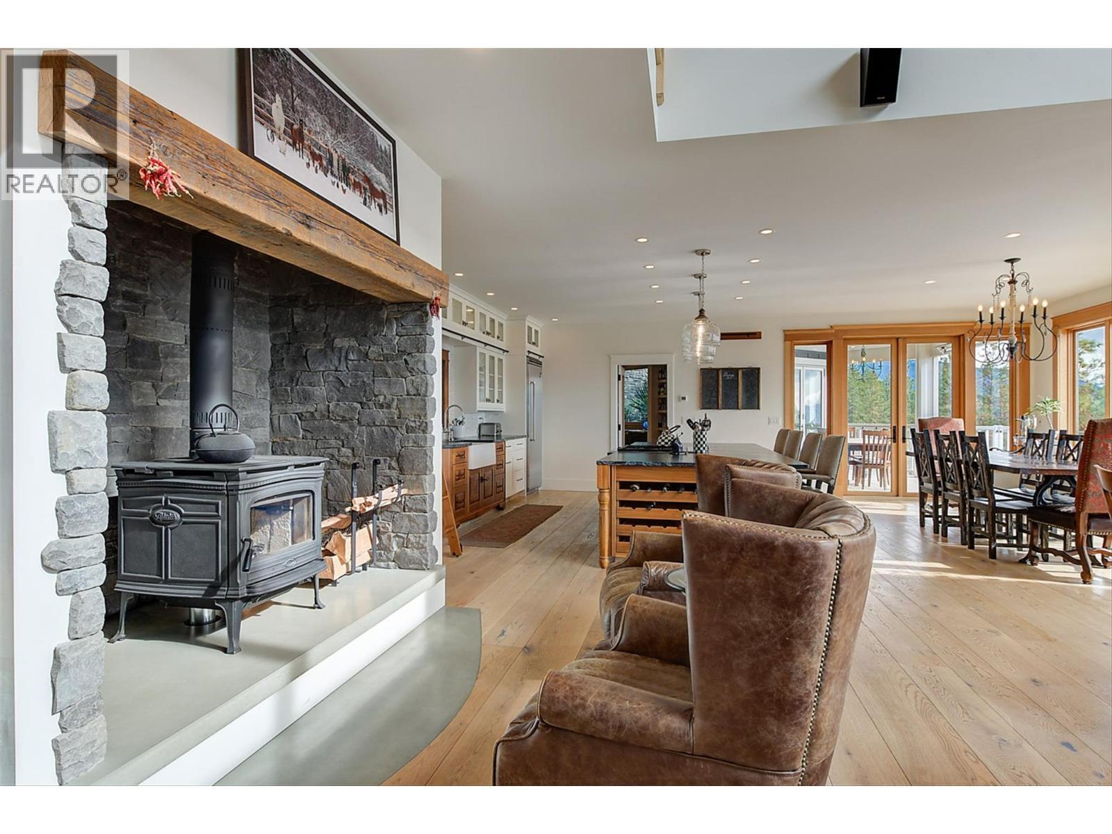 5474 Deadpine Drive. Kelowna, British Columbia