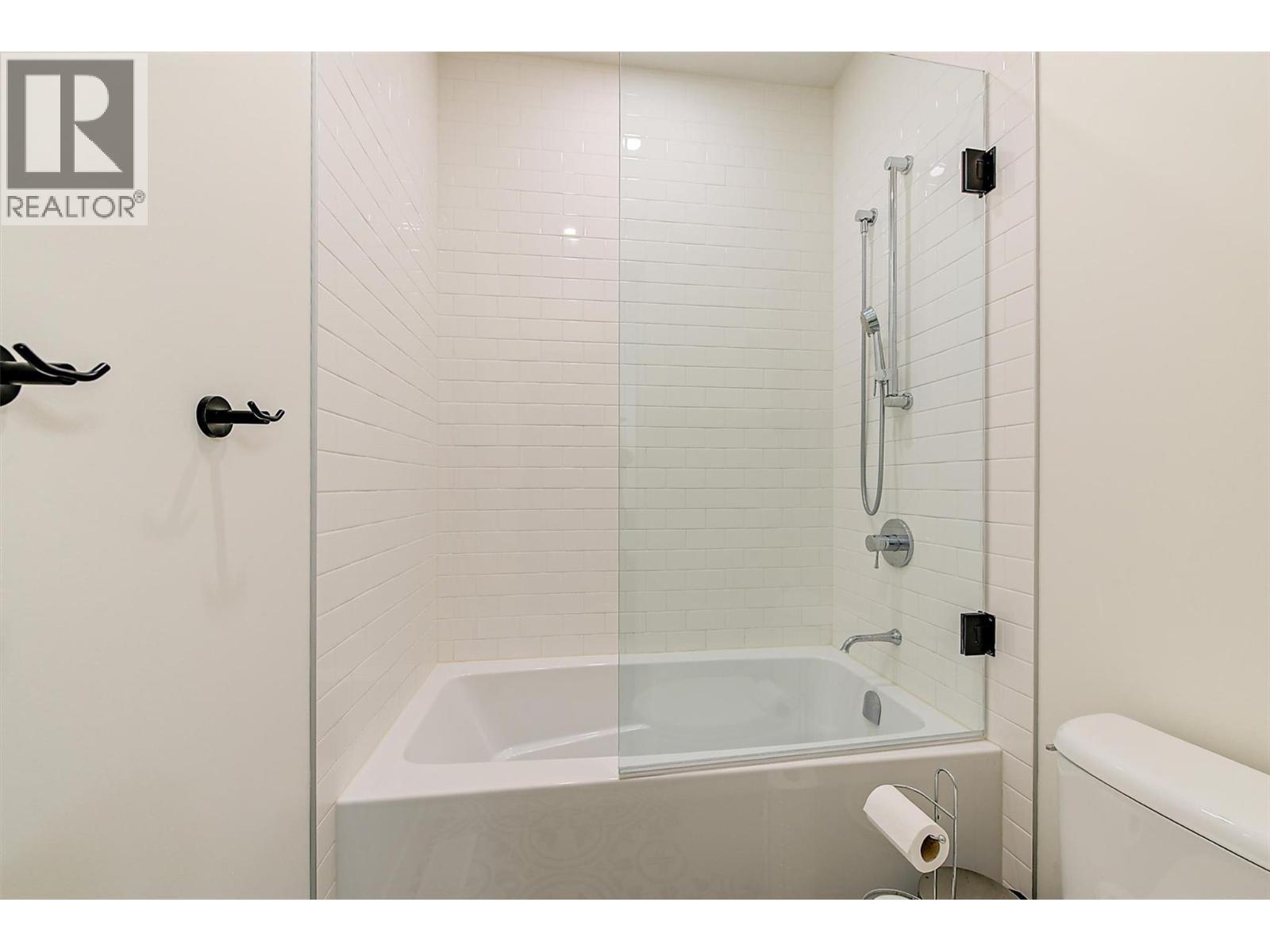 5474 Deadpine Drive. Kelowna, British Columbia