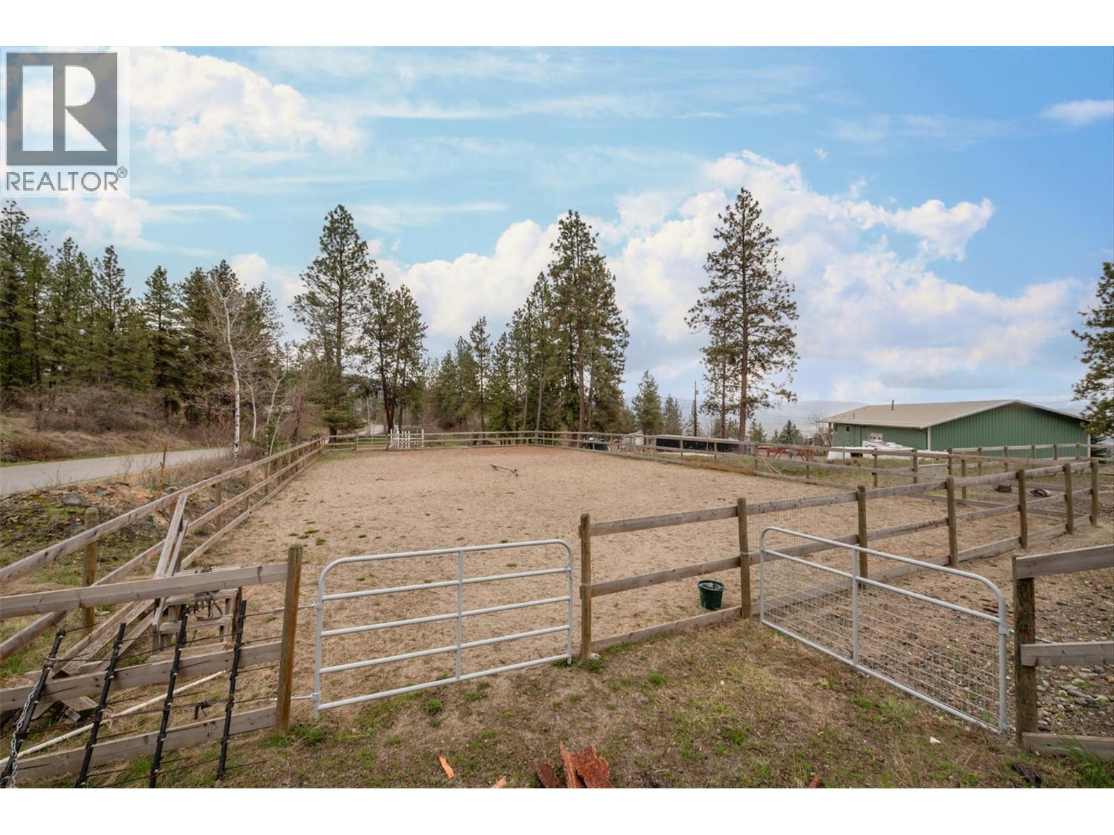5474 Deadpine Drive. Kelowna, British Columbia