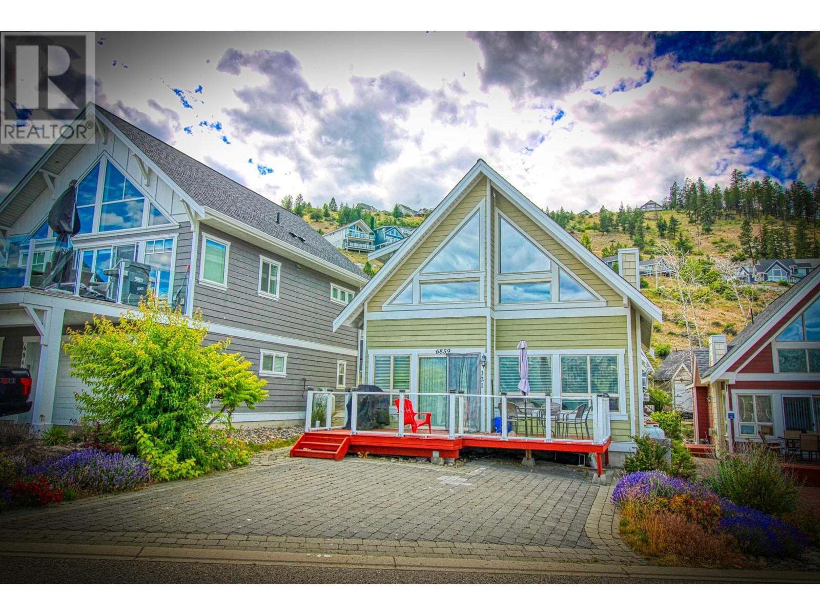 6859 Santiago Loop Unit# 121. Kelowna, British Columbia