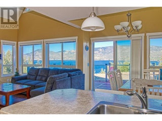 6859 Santiago Loop Unit# 121. Kelowna, British Columbia