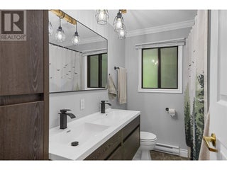 1640 Galt Crescent. Revelstoke, British Columbia