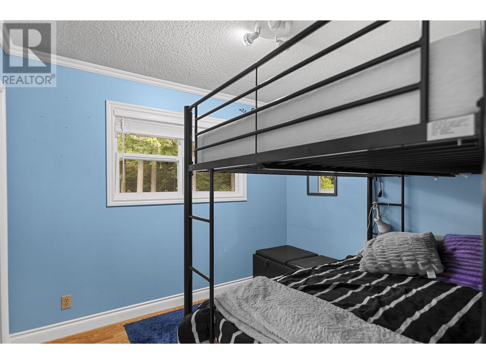 1640 Galt Crescent. Revelstoke, British Columbia