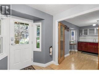 1640 Galt Crescent. Revelstoke, British Columbia