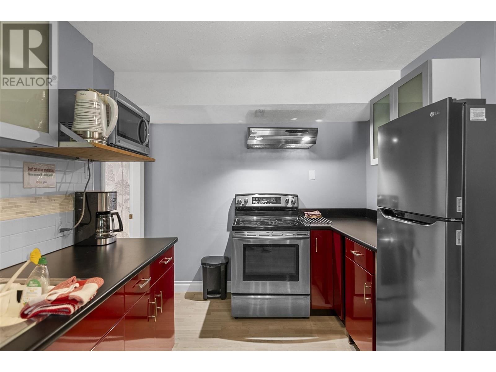 1640 Galt Crescent. Revelstoke, British Columbia