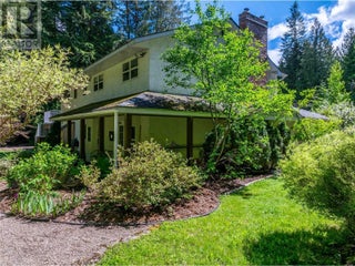 1640 Galt Crescent. Revelstoke, British Columbia