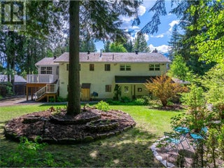 1640 Galt Crescent. Revelstoke, British Columbia