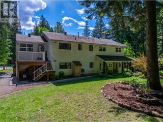 1640 Galt Crescent. Revelstoke, British Columbia
