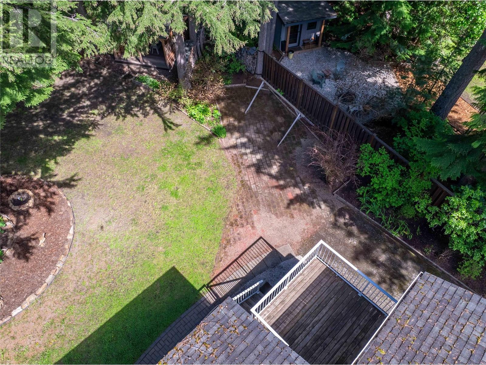 1640 Galt Crescent. Revelstoke, British Columbia