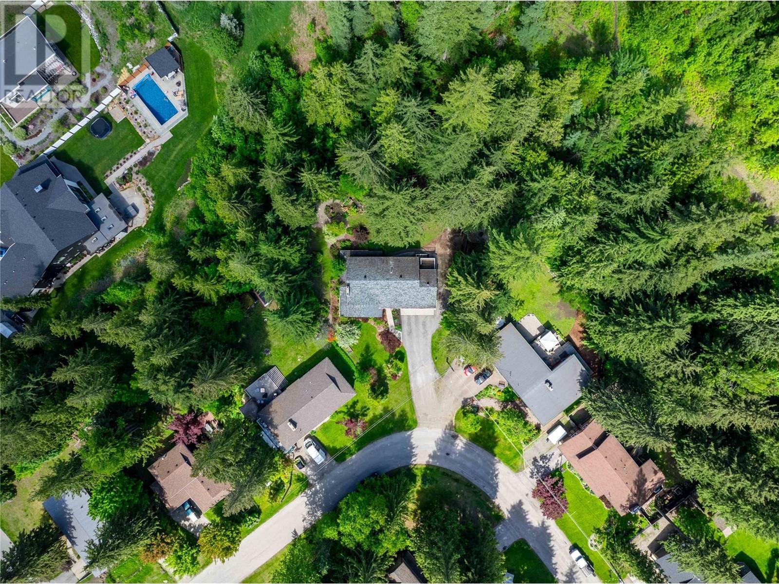 1640 Galt Crescent. Revelstoke, British Columbia