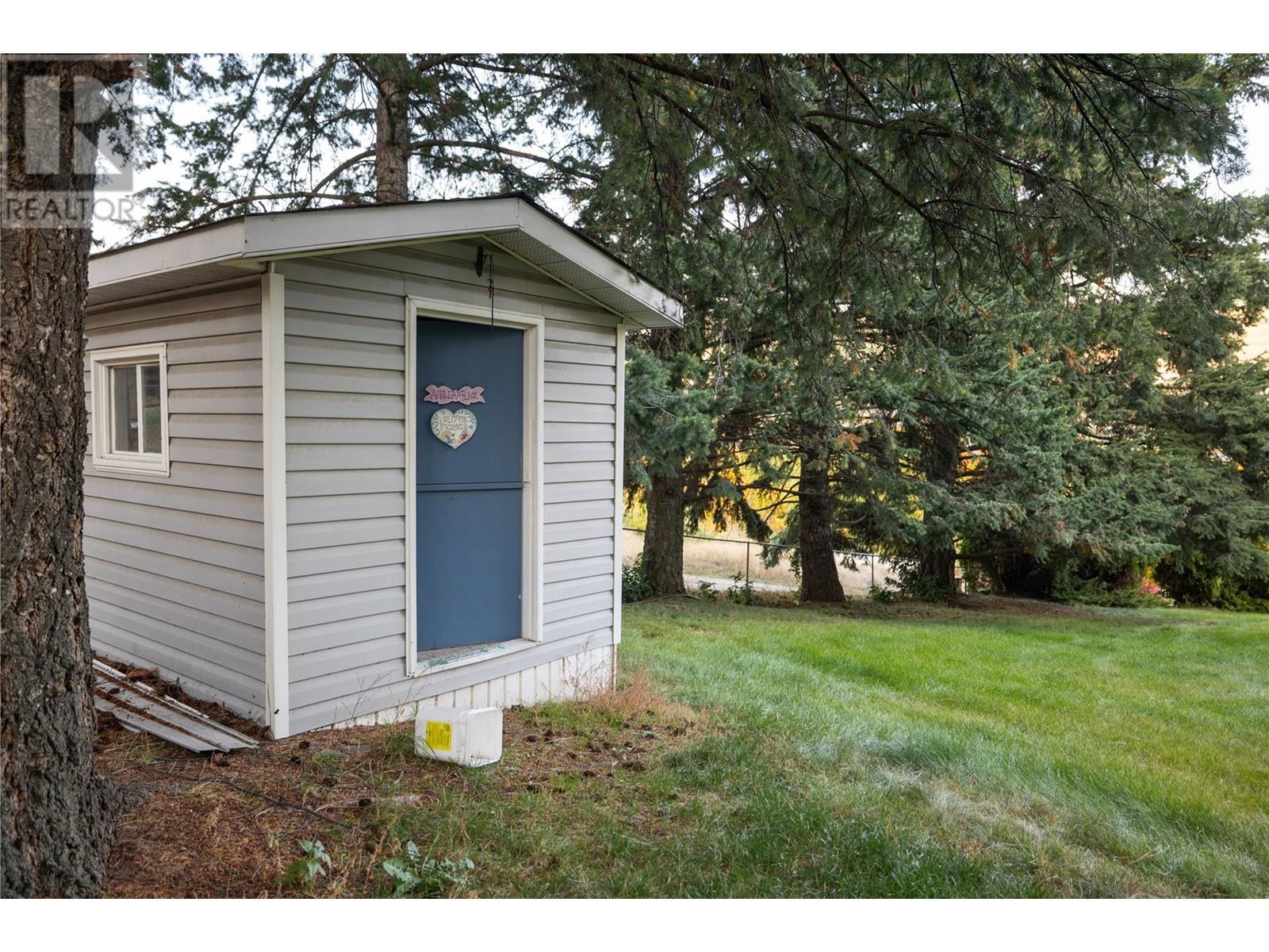 10750 Highway 97 Highway. Lake Country, British Columbia