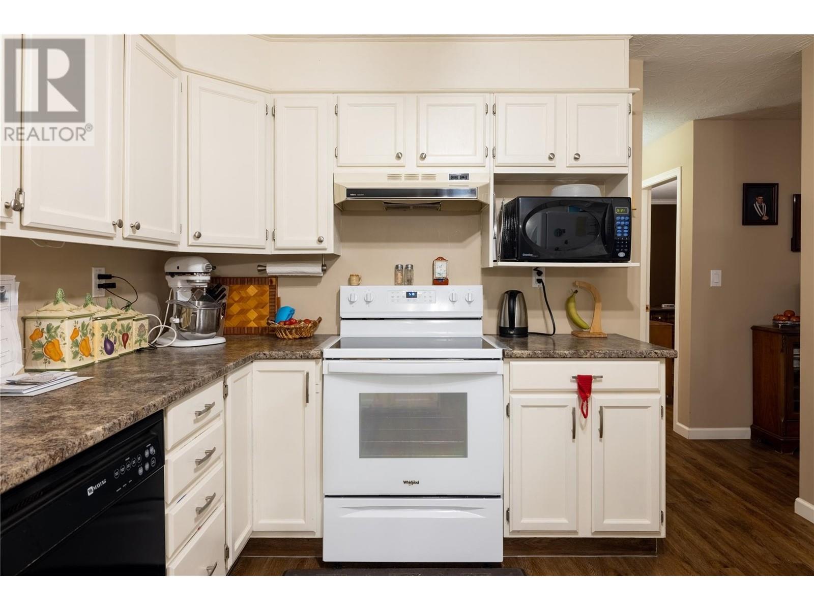 10750 Highway 97 Highway. Lake Country, British Columbia