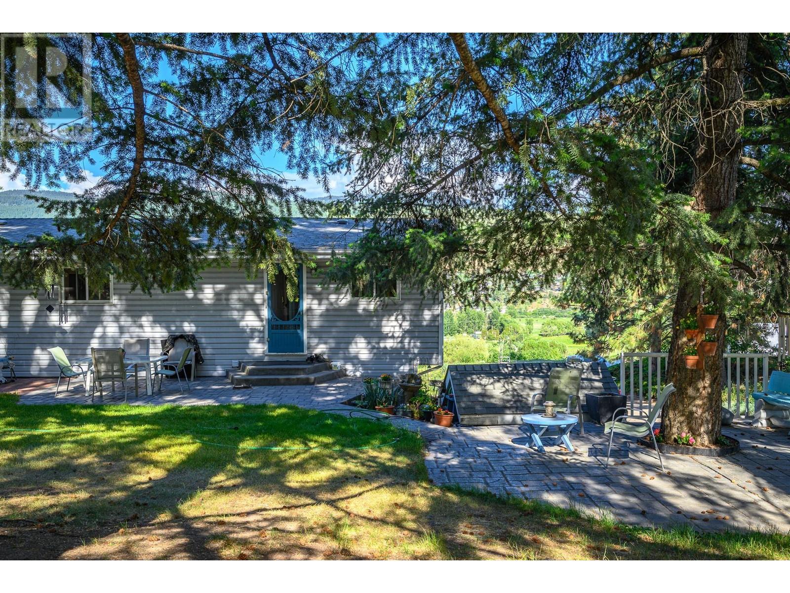 10750 Highway 97 Highway. Lake Country, British Columbia