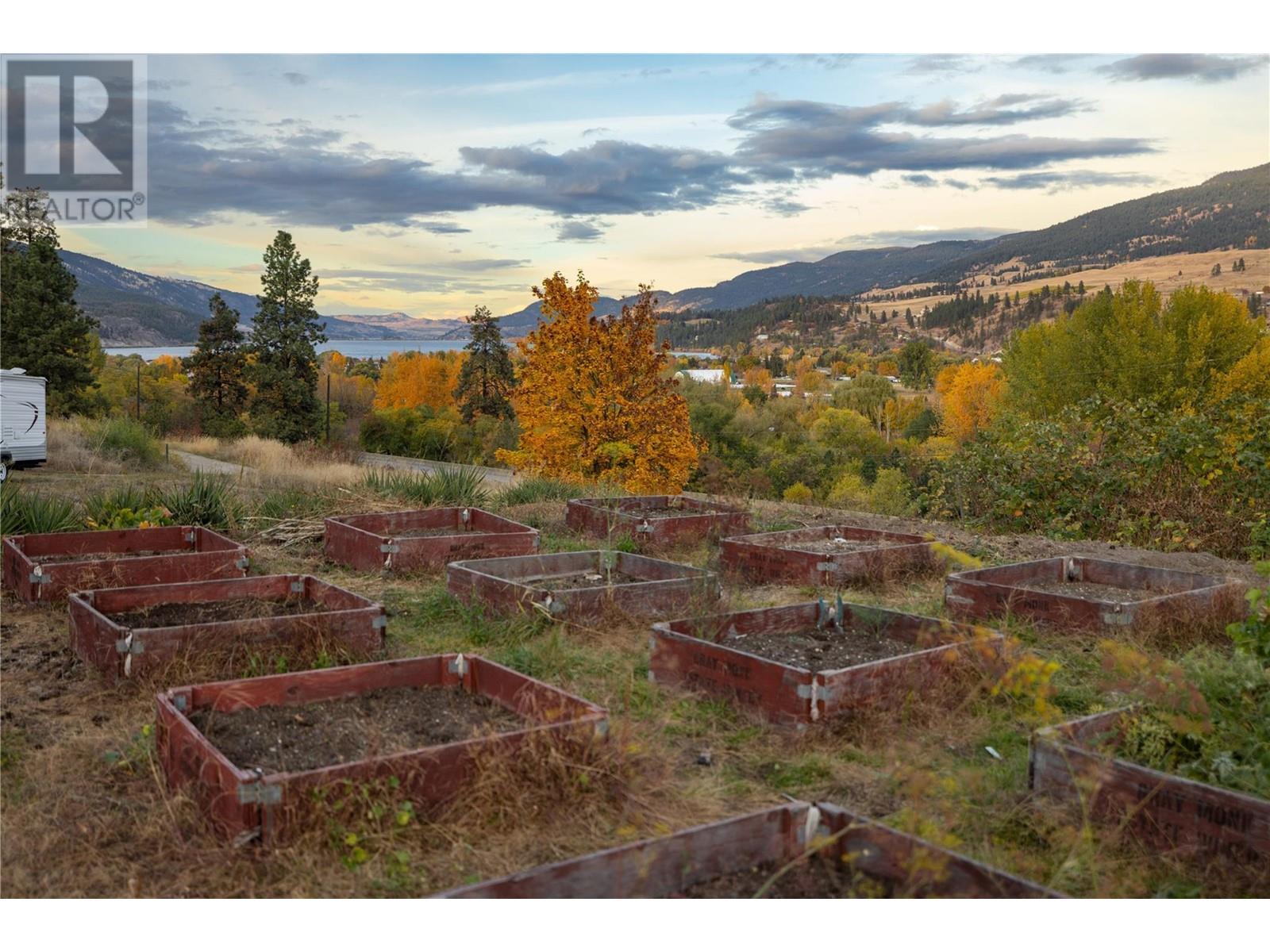 10750 Highway 97 Highway. Lake Country, British Columbia