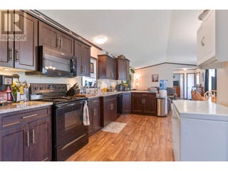 504 Pine Street Unit# 3. Chase, British Columbia