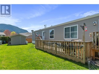 504 Pine Street Unit# 3. Chase, British Columbia