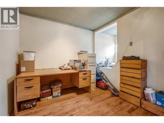 5214 Monro Avenue. Summerland, British Columbia