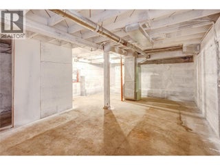 5214 Monro Avenue. Summerland, British Columbia