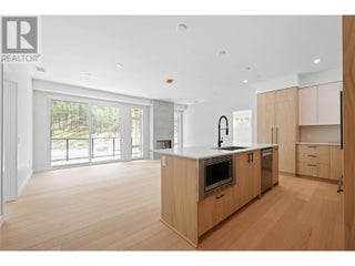 9652 Benchland Drive Unit# 404. Lake Country, British Columbia