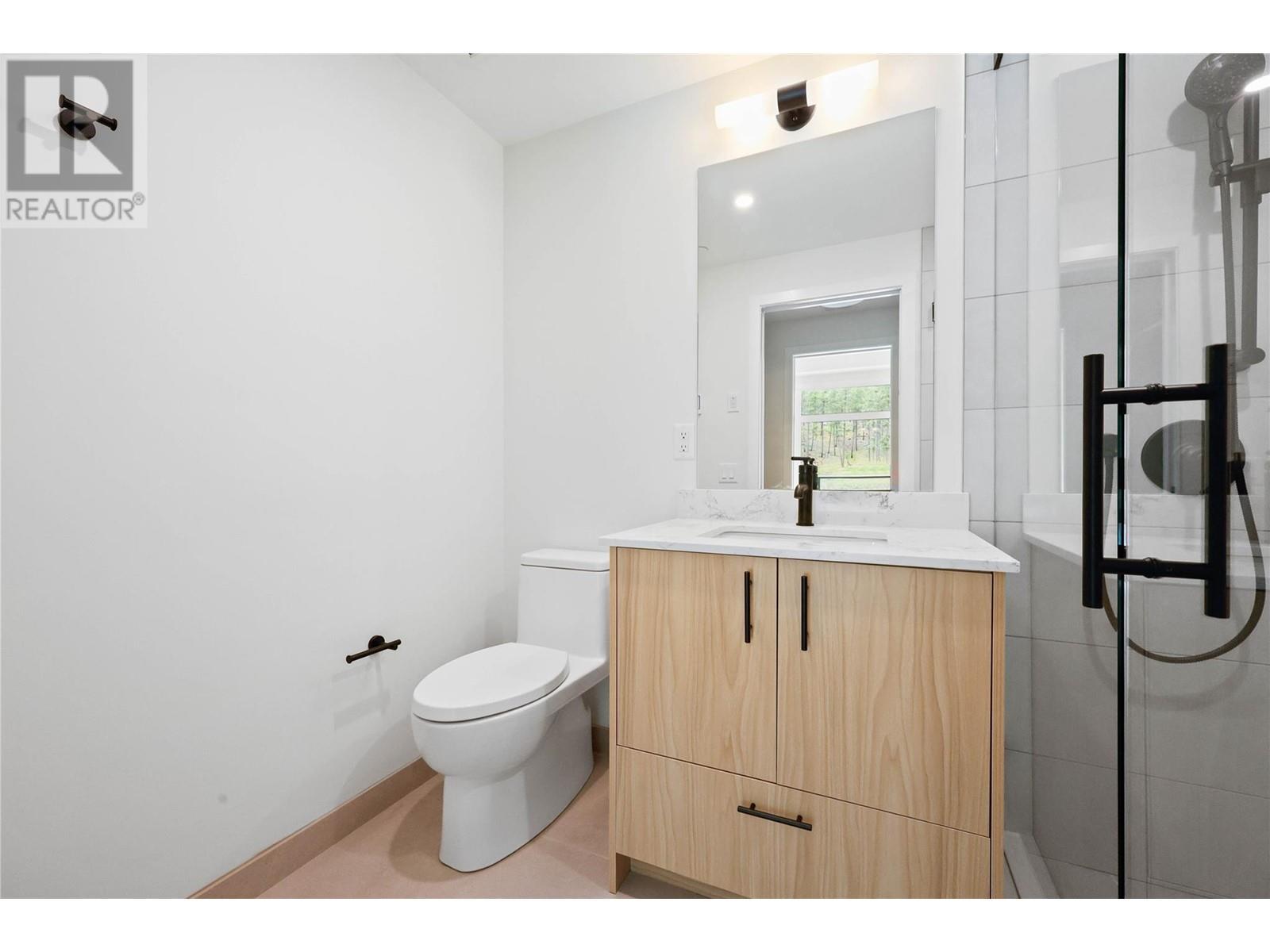 9652 Benchland Drive Unit# 404. Lake Country, British Columbia