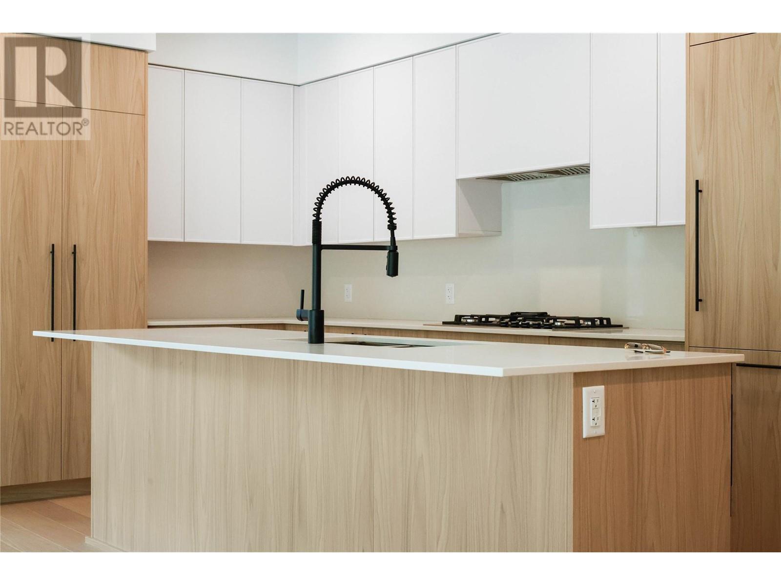 9652 Benchland Drive Unit# 404. Lake Country, British Columbia