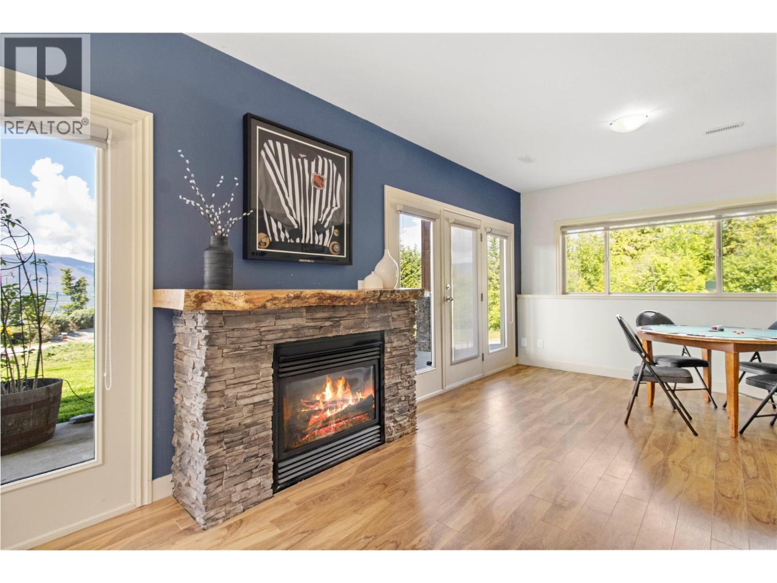 3240 Roncastle Road. Blind Bay, British Columbia