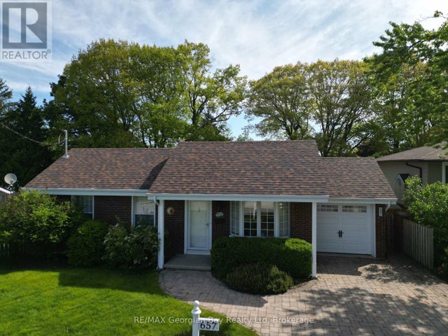 657 Manly Street, Midland