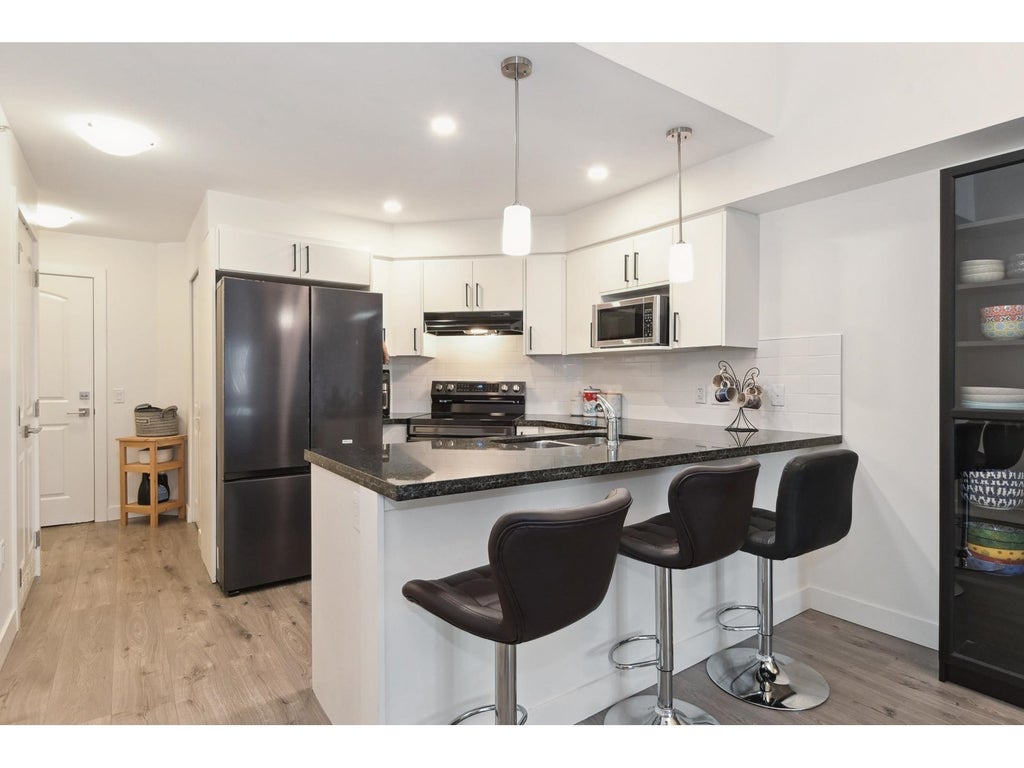 410 19730 56 Avenue, Langley