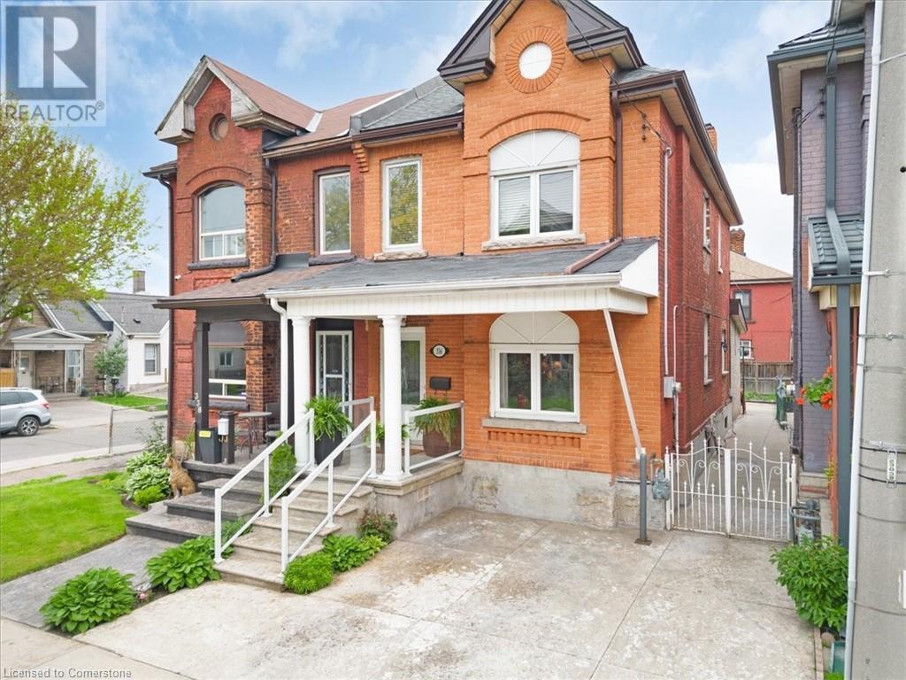 336 Emerald Street N, Hamilton