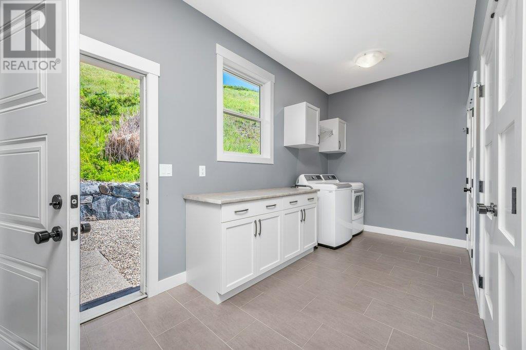 313 Baldy Place. Vernon, British Columbia