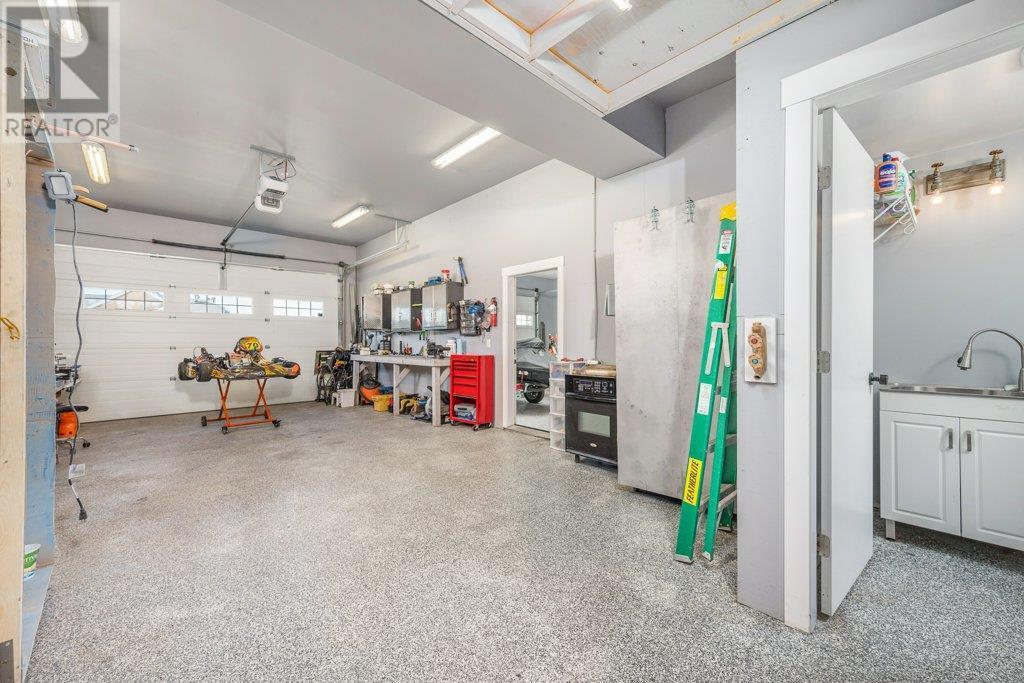 313 Baldy Place. Vernon, British Columbia