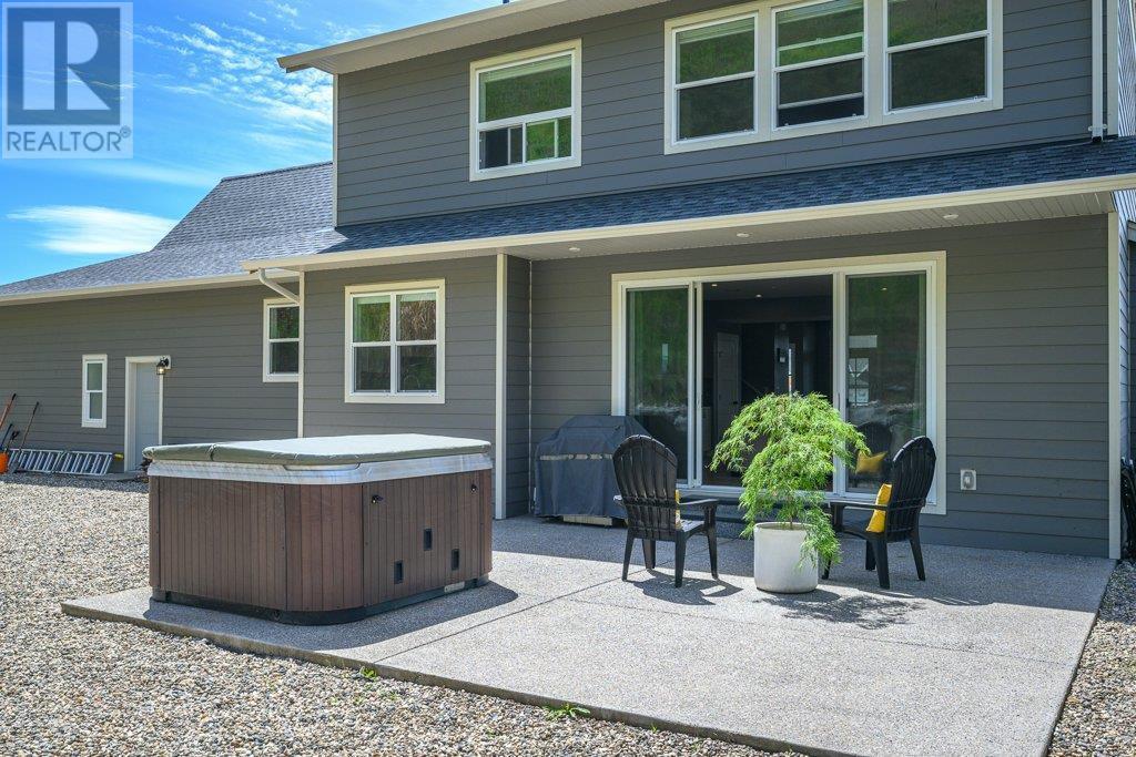 313 Baldy Place. Vernon, British Columbia