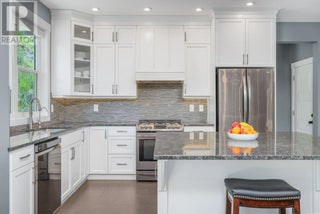 313 Baldy Place. Vernon, British Columbia