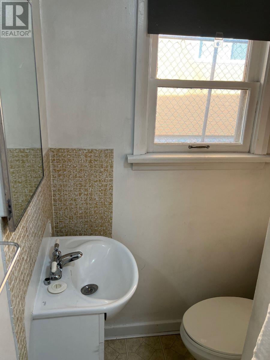 7208 89th Street. Osoyoos, British Columbia