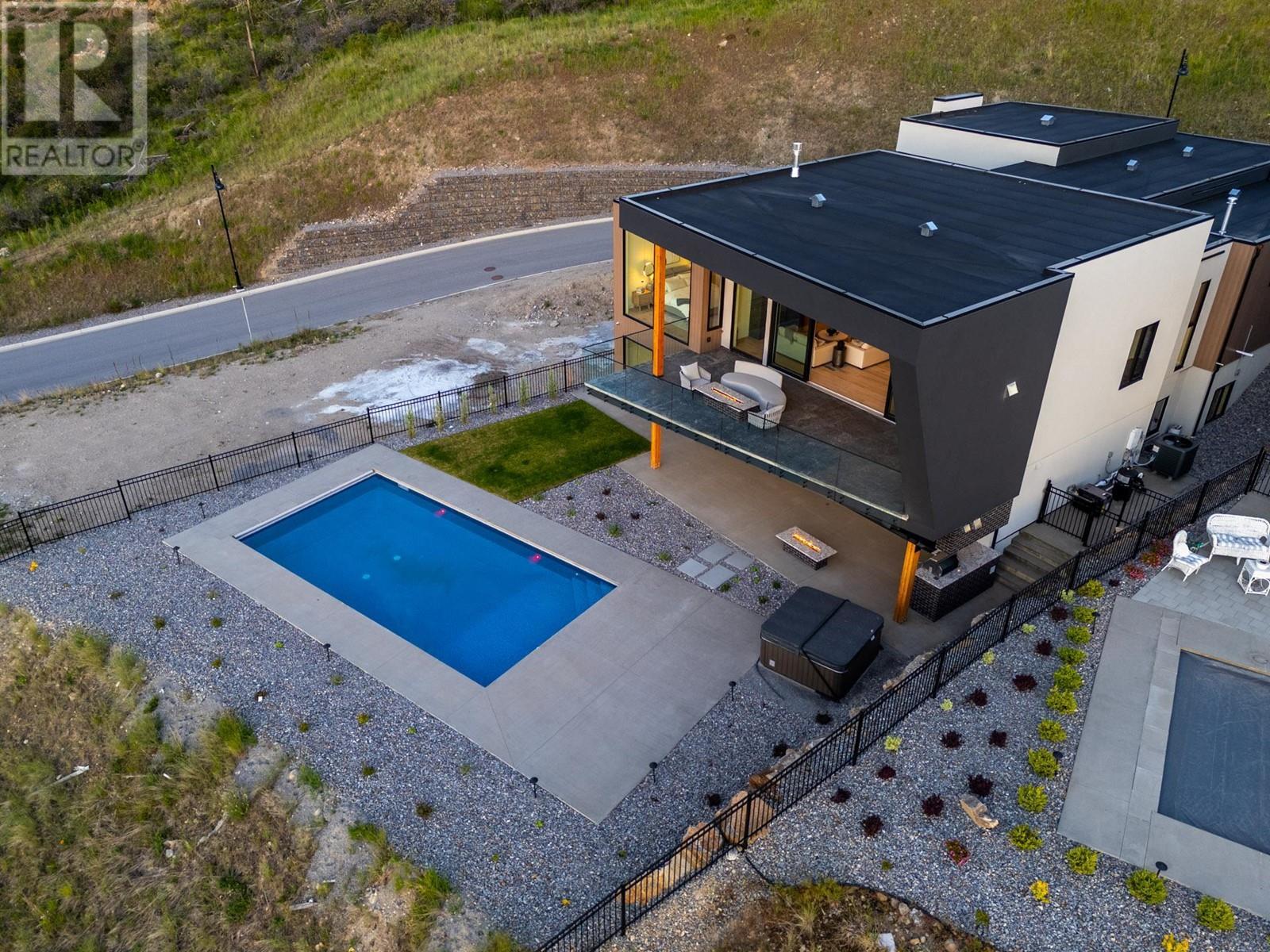 5584 Upper Mission Court. Kelowna, British Columbia