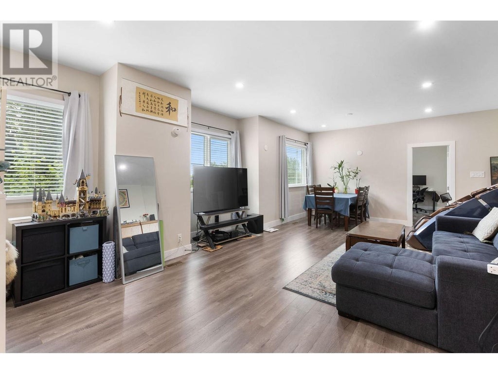 2013 Marine Way, New Westminster