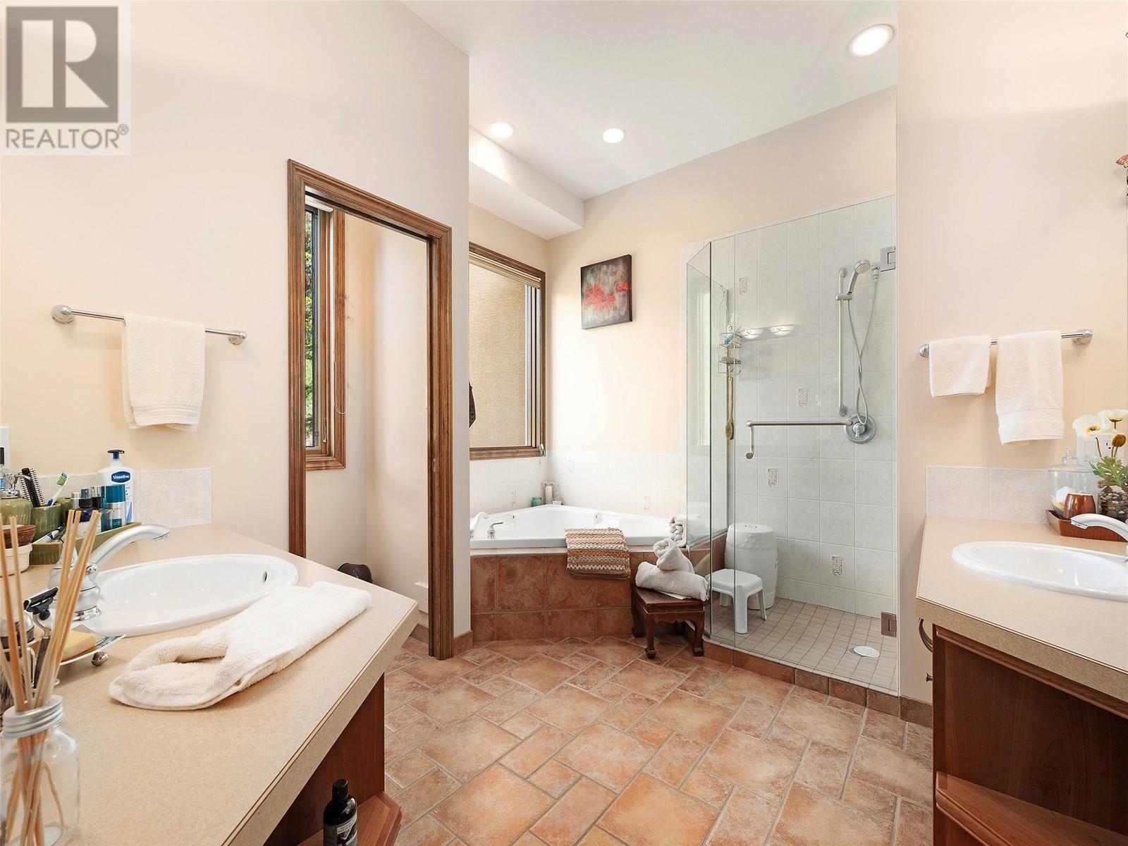 9900 Eastside Road Unit# 9. Vernon, British Columbia